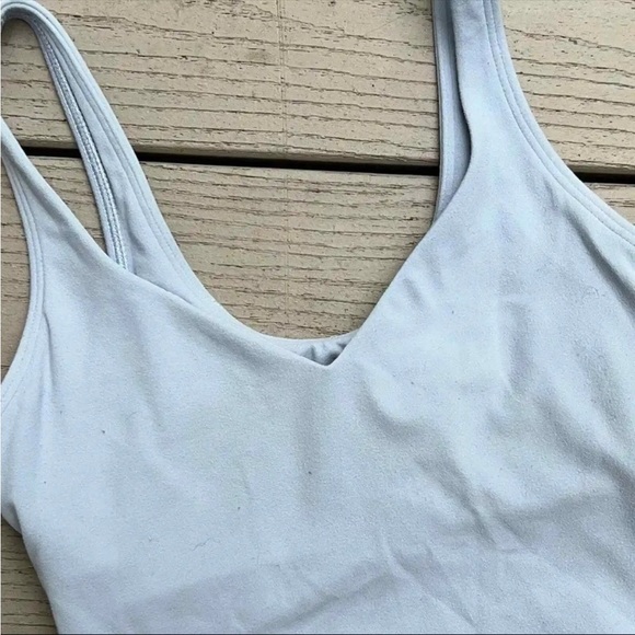 Lululemon Women's Align Tank Top in Pastel Blue Size 0  Yoga Gym Workout - Picture 3 of 6